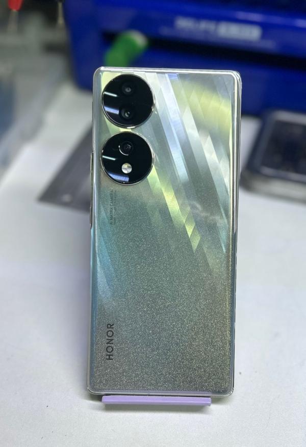 TAPA HONOR 70 100% ORIGINAL PLANTEADA